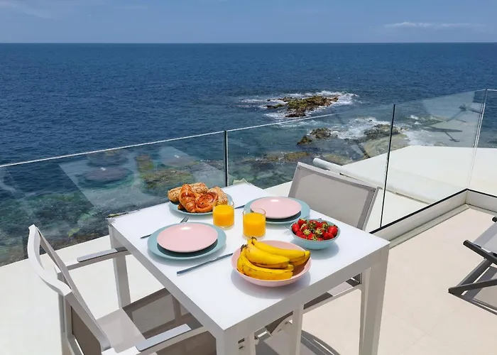 Sleep On The Sea * Callao Salvaje