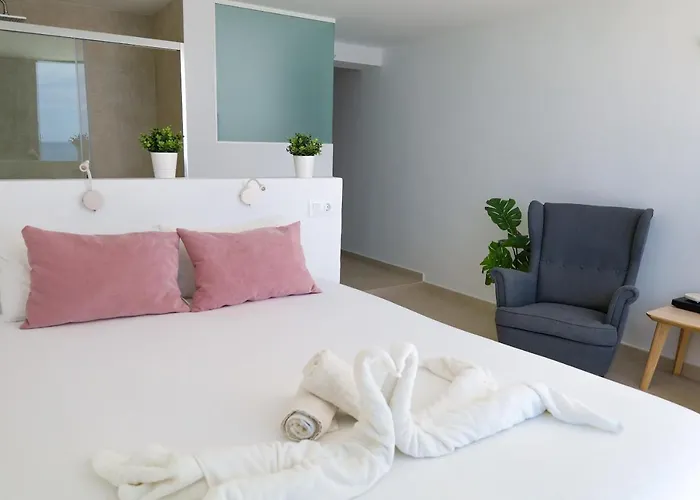 Sleep On The Sea * Callao Salvaje